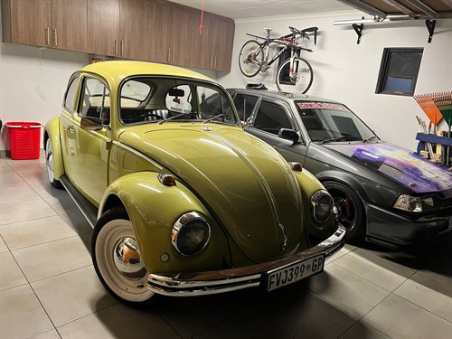 Volkswagen (VW) Beetle 1300